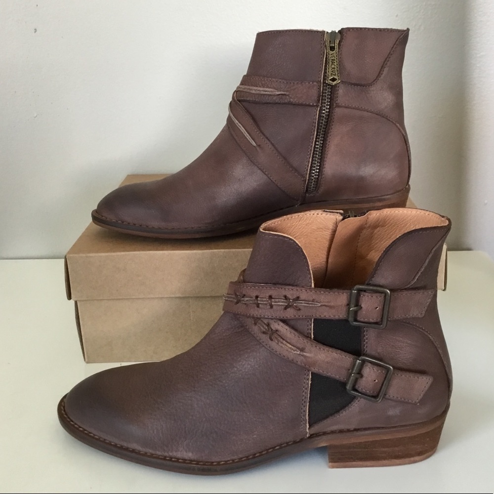 NIB Sundance Vera Cruz Hali Boots (8.5, 10)